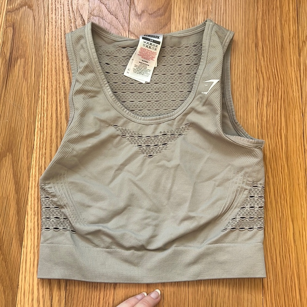 Gymshark beige crop top